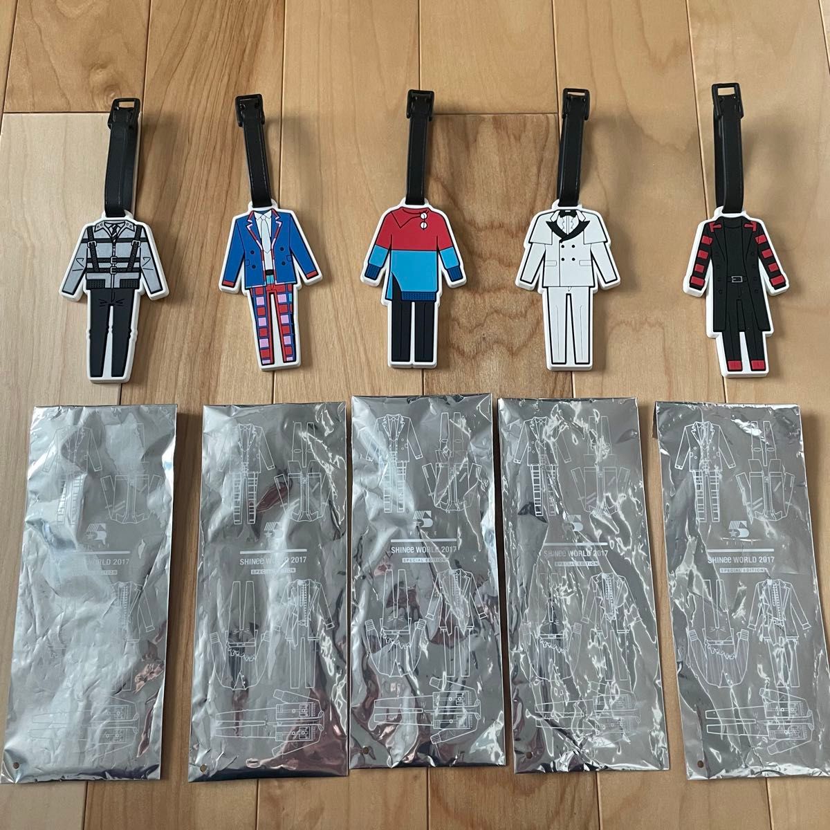 SHINee FIVE ラゲッジタグ SHINee FIVE ラゲッジタグ