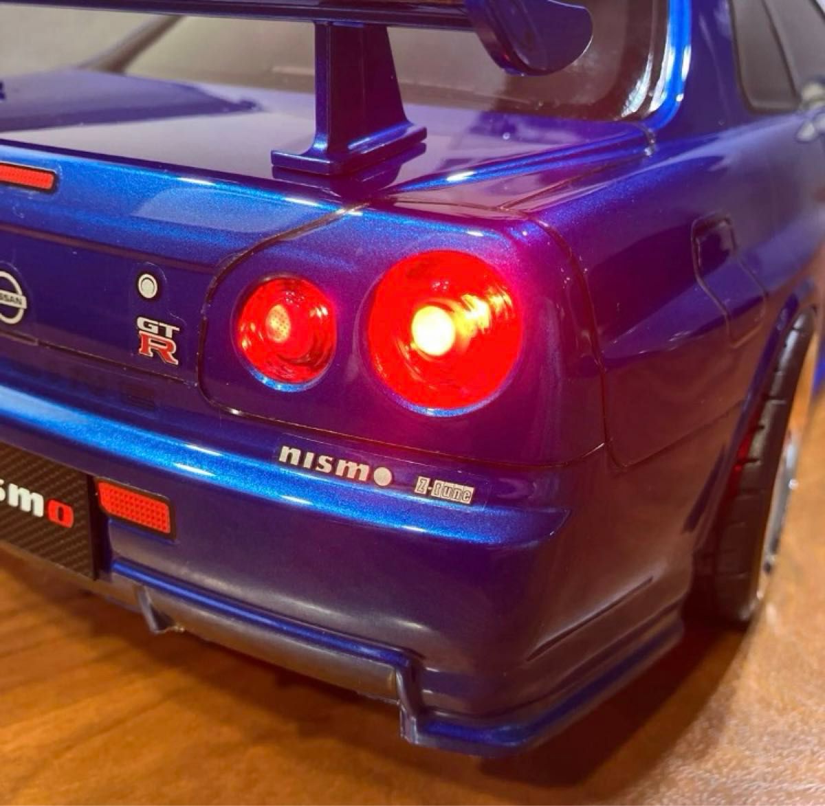 電飾付き SP 1246 ニスモ R34 GT-R Zチューン スペアボディ 51246