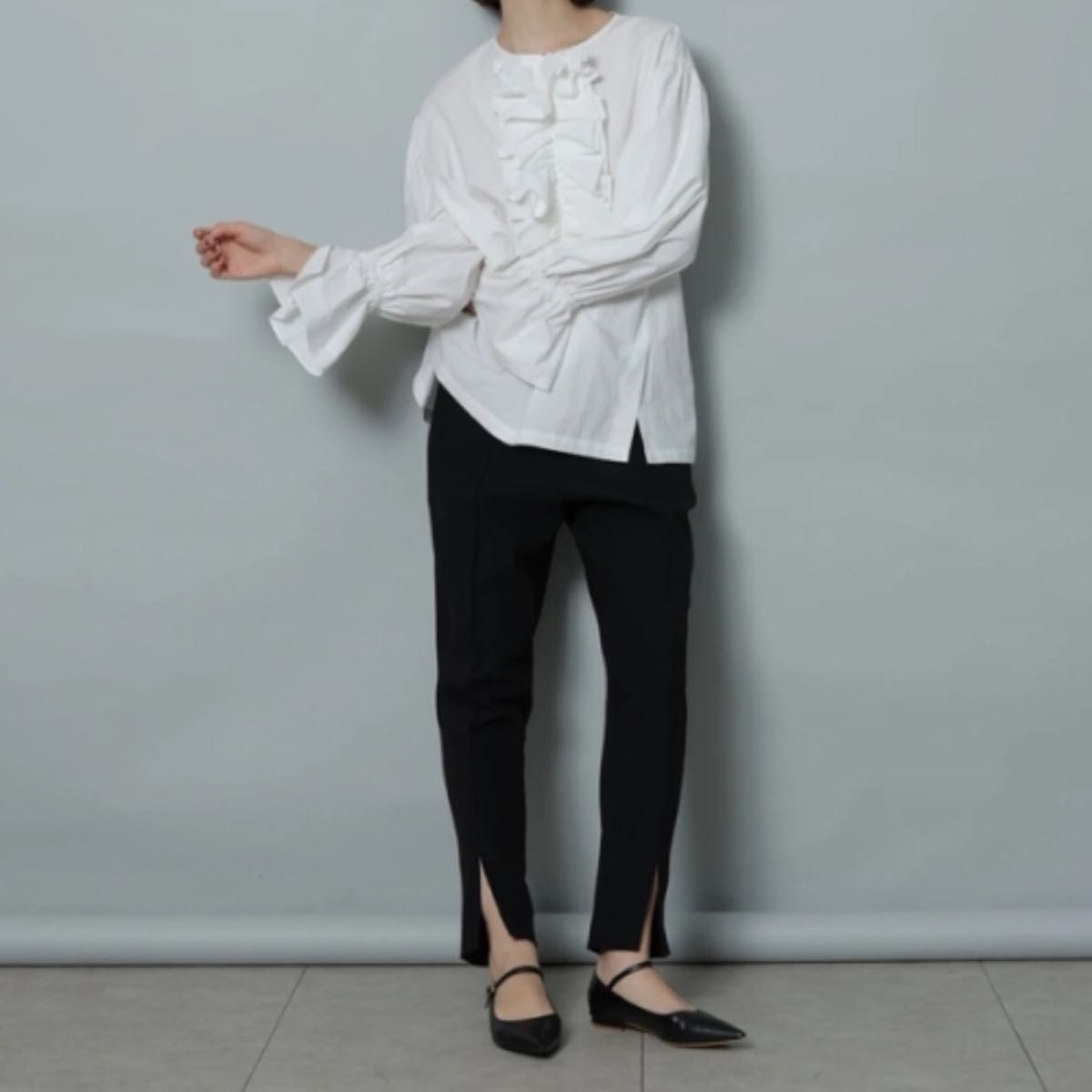 新品タグ付き✨CADUNEカデュネレースフリルブラウス38 CADUNE