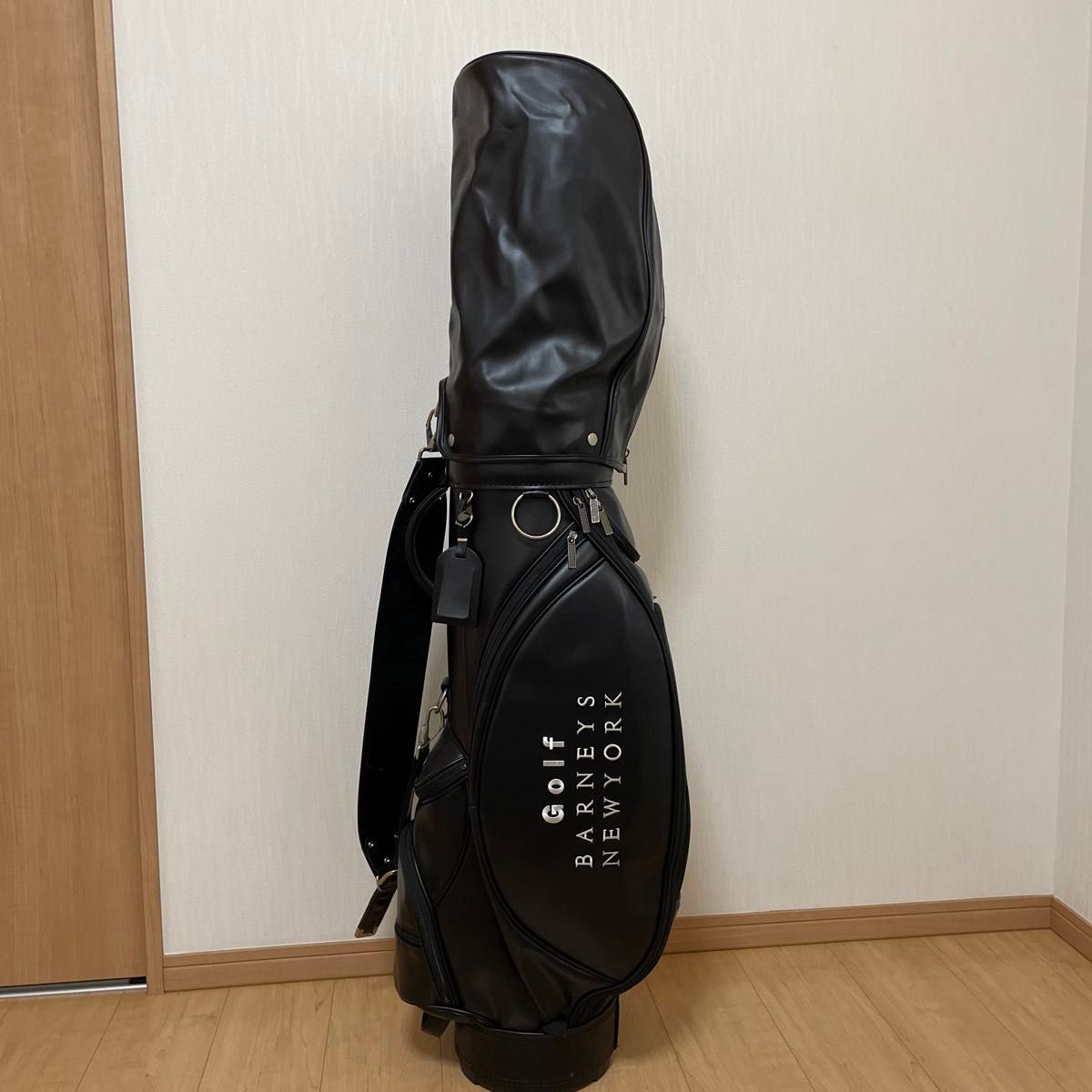 バーニーズニューヨーク ゴルフ キャディーバック 黒基調 ブラック