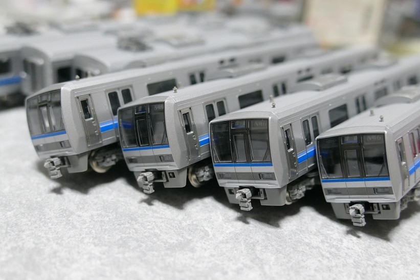 Yahoo!オークション - 【0番代】【2パンタ】207系 7両編成 旧塗装 JR西