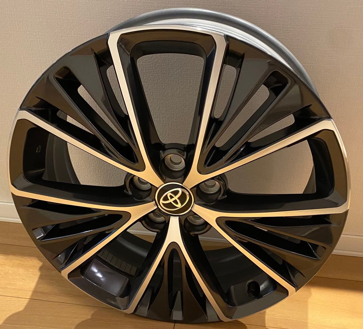 新車外し トヨタ 60系 プリウス 純正 ホイール1本 19インチ｜Yahoo