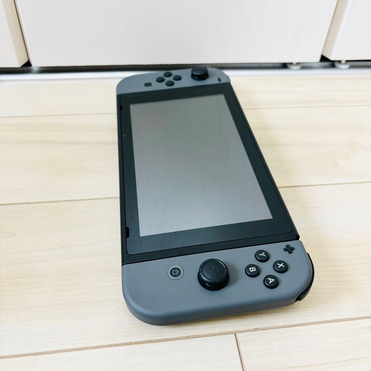 未使用に近い】バッテリー強化版 Nintendo Switch ニンテンドー