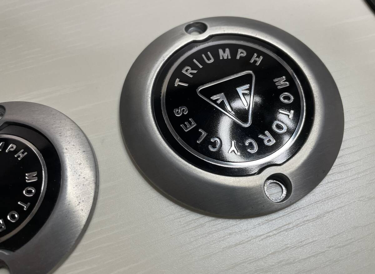 Triumph トライアンフ純正 ブラシ仕上げ クラッチバッジとACGバッジの