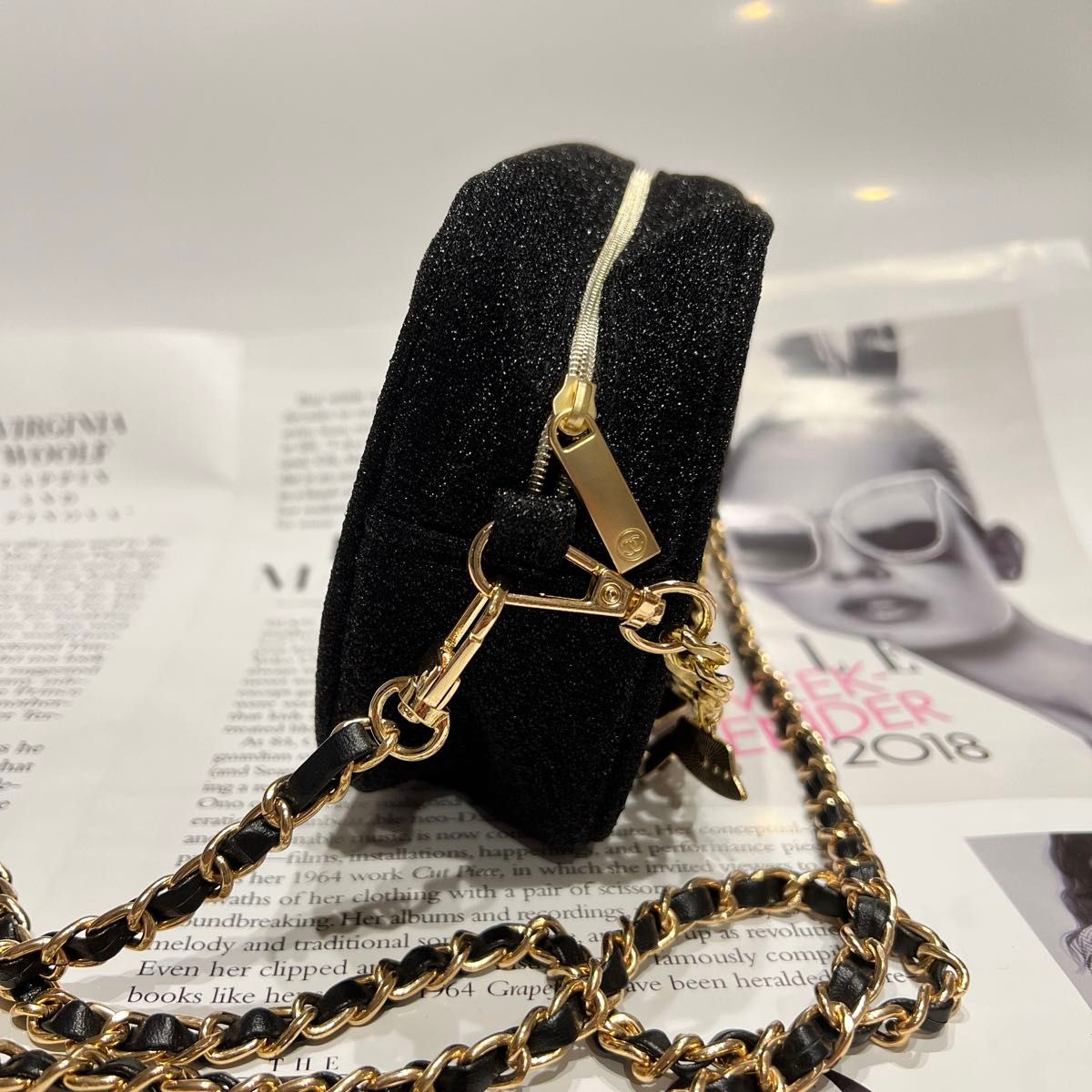 CHANELシャネル ポーチ ノベルティチェーン チャーム付き箱付｜Yahoo