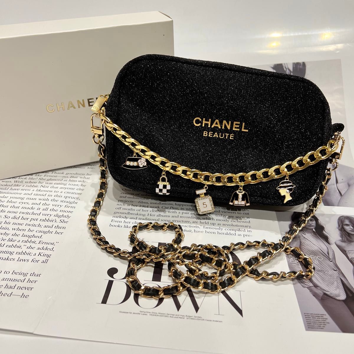CHANELシャネル ポーチ ノベルティチェーン チャーム付き箱付｜Yahoo
