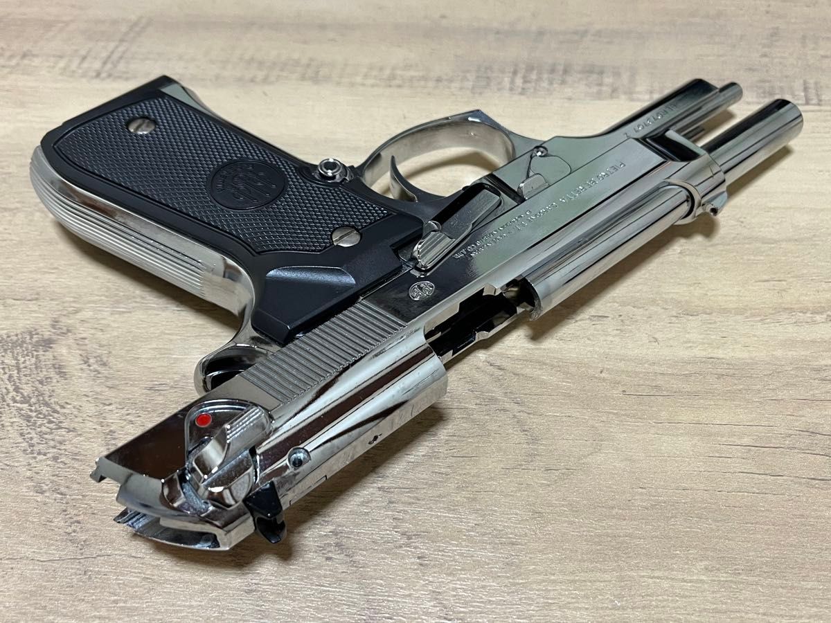 マルシン 発火式モデルガン M92F シルバーメッキ 鏡面仕上げ 未発火