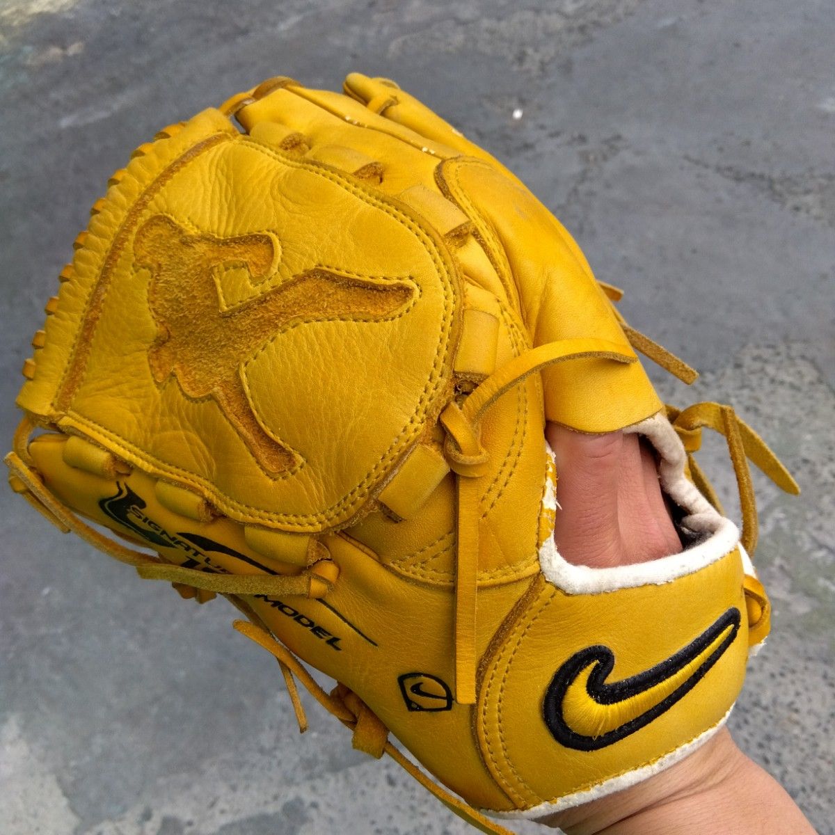 野球 グローブ 軟式 少年野球 NIKE ナイキ 投手用 左投げ 黄色｜Yahoo