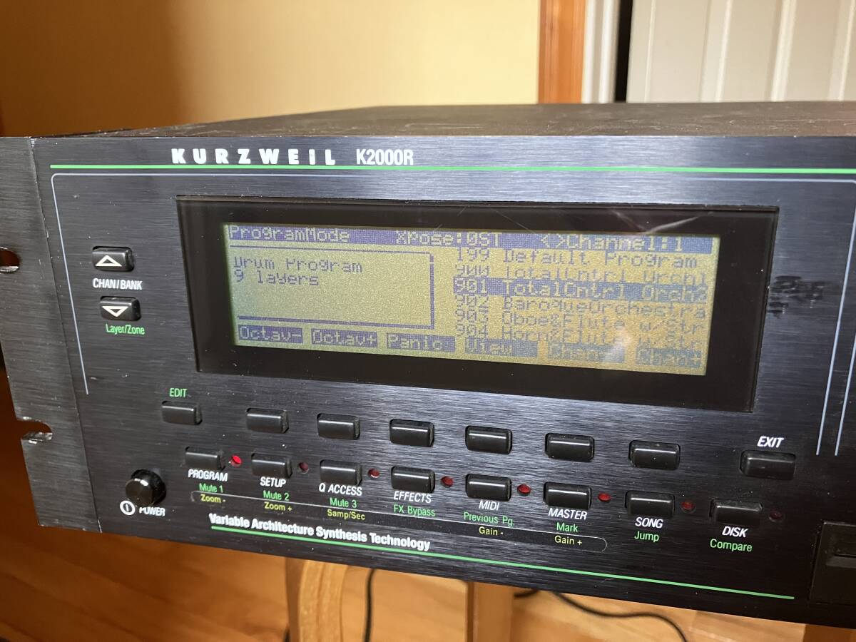 Yahoo!オークション - KURZWEIL K2000R（オーケストラルROM・サンプリ