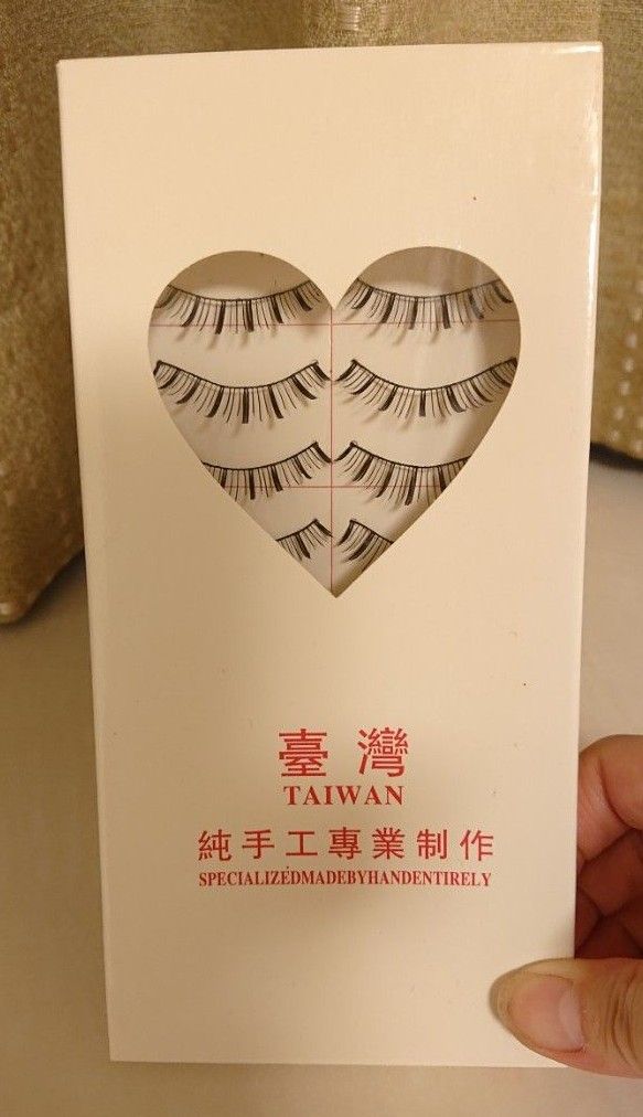 台湾 つけまつげ つけま 9ペア 束感 黒 黒軸 台湾つけまつげ ブラック