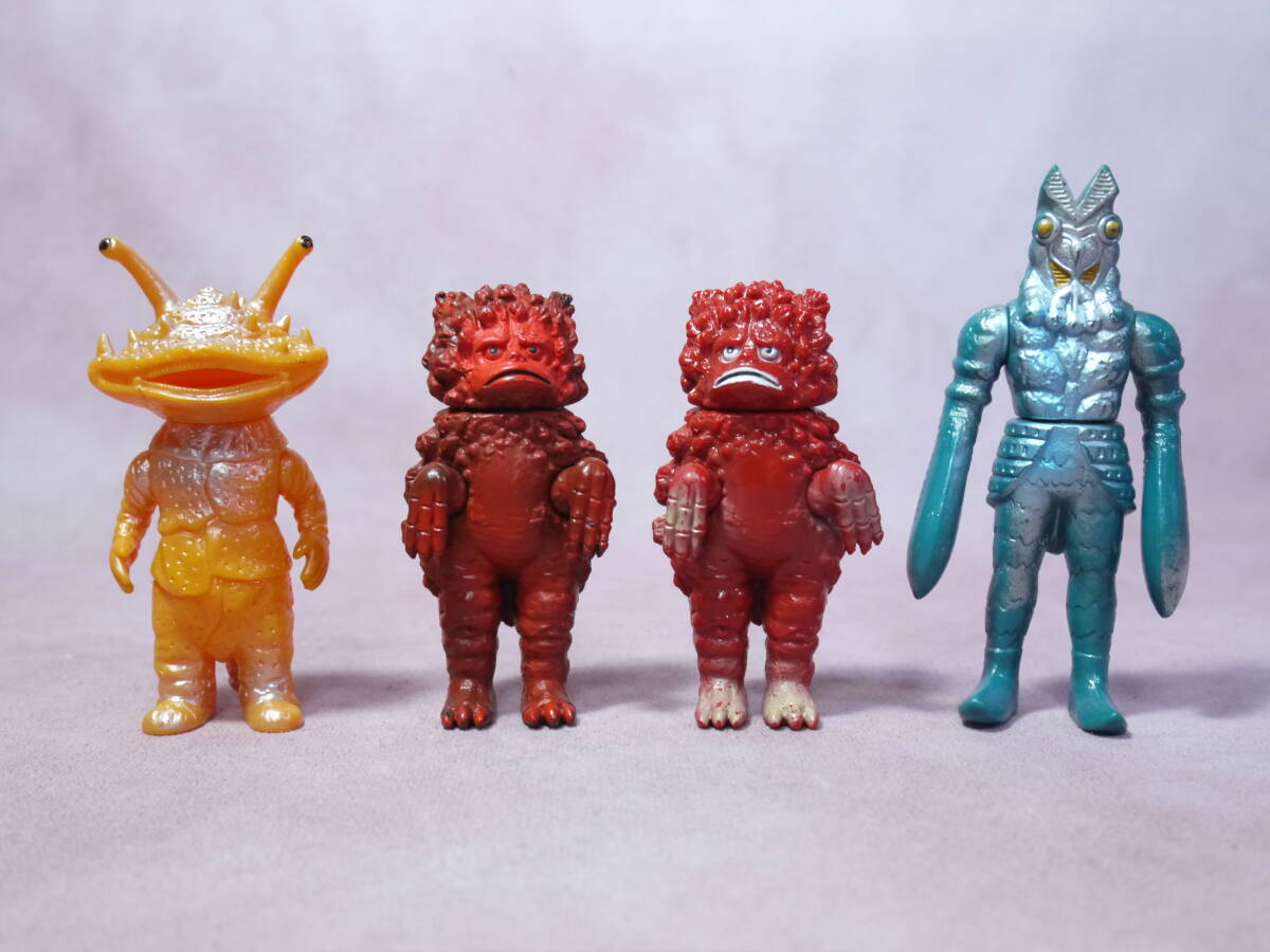 Yahoo!オークション - ウルトラ怪獣列伝 ガラモン・カネゴン・バルタン