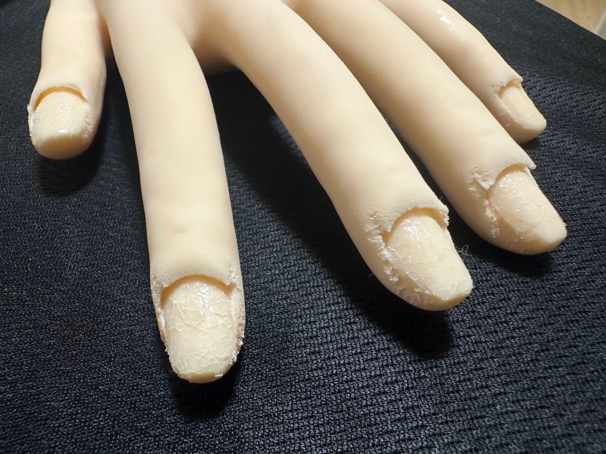 JNEC ネイリスト技能検定 認定モデルハンド 骨折あり｜Yahoo!フリマ