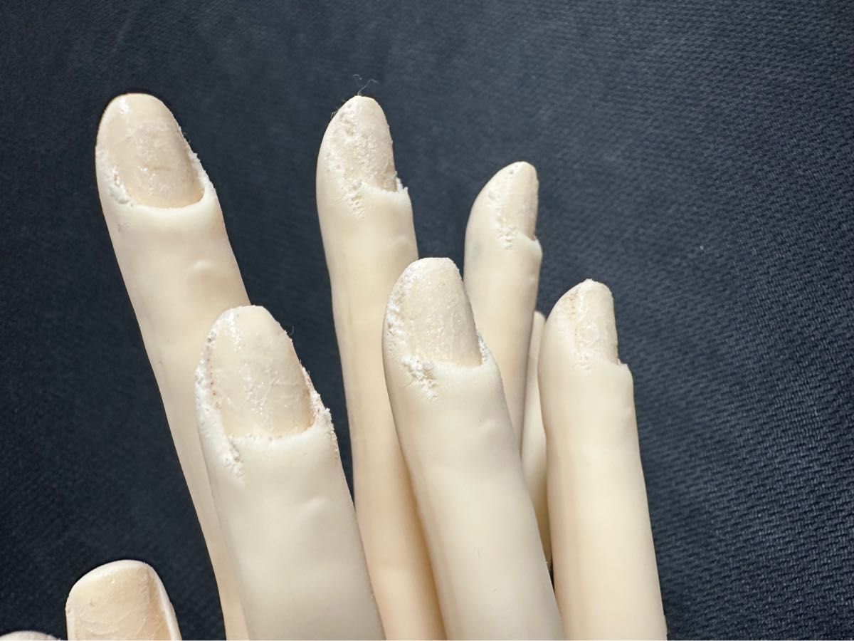 JNEC ネイリスト技能検定 認定モデルハンド 骨折あり｜Yahoo!フリマ