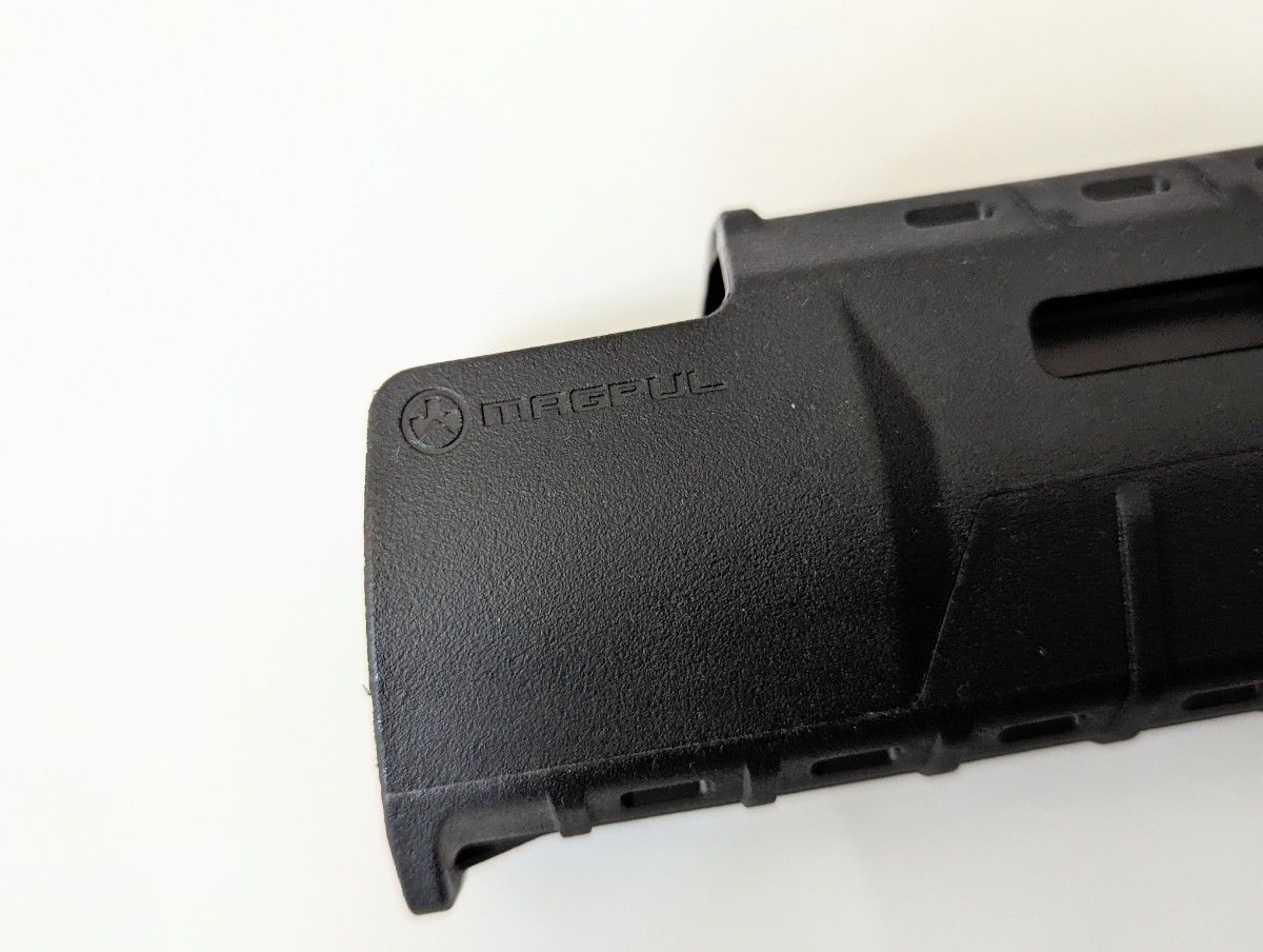 MAGPUL MOE-SL ハンドガード 実物 AR-15 M4 カービンレングス マグプル