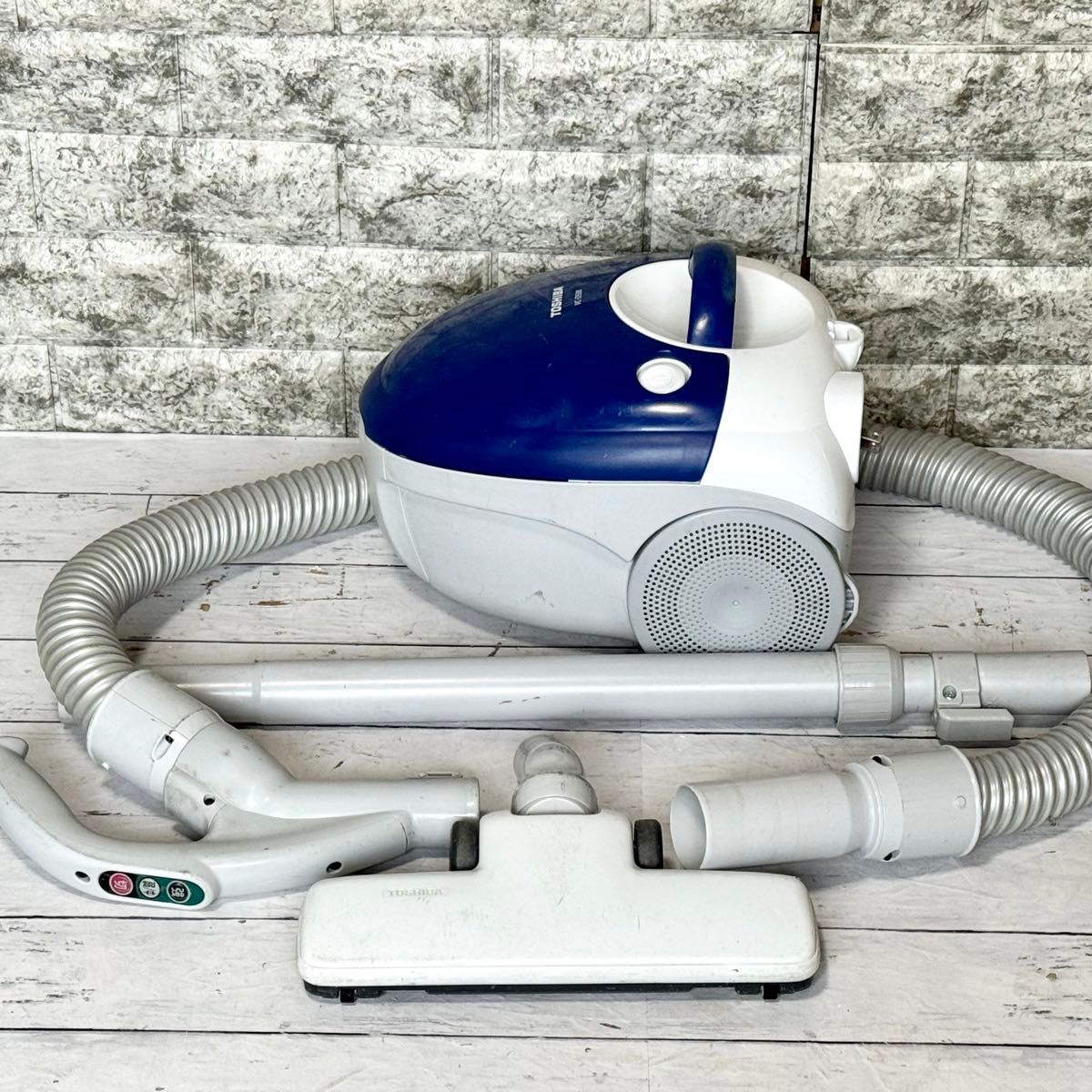 東芝 紙パック式掃除機 VC-D50K｜Yahoo!フリマ（旧PayPayフリマ）