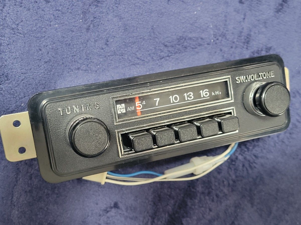 旧車 ナショナル AMカーラジオ CR-183-N 12V レトロ レア 昭和