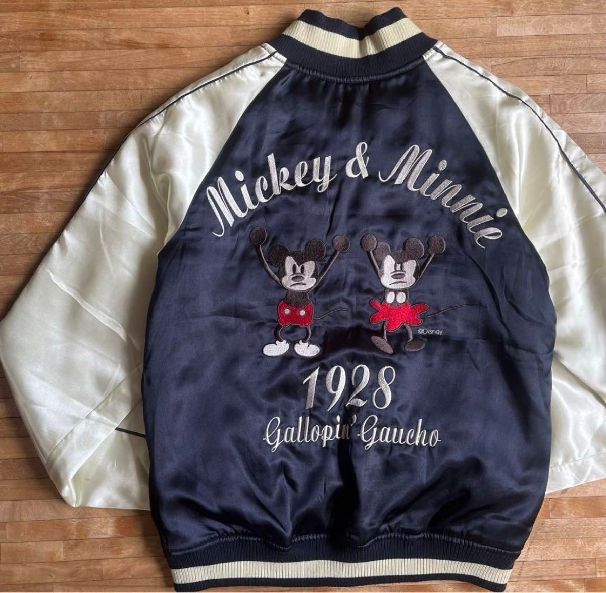 Disney 刺繍 ミッキーマウス&ミニーマウス スカジャン M リバーシブル