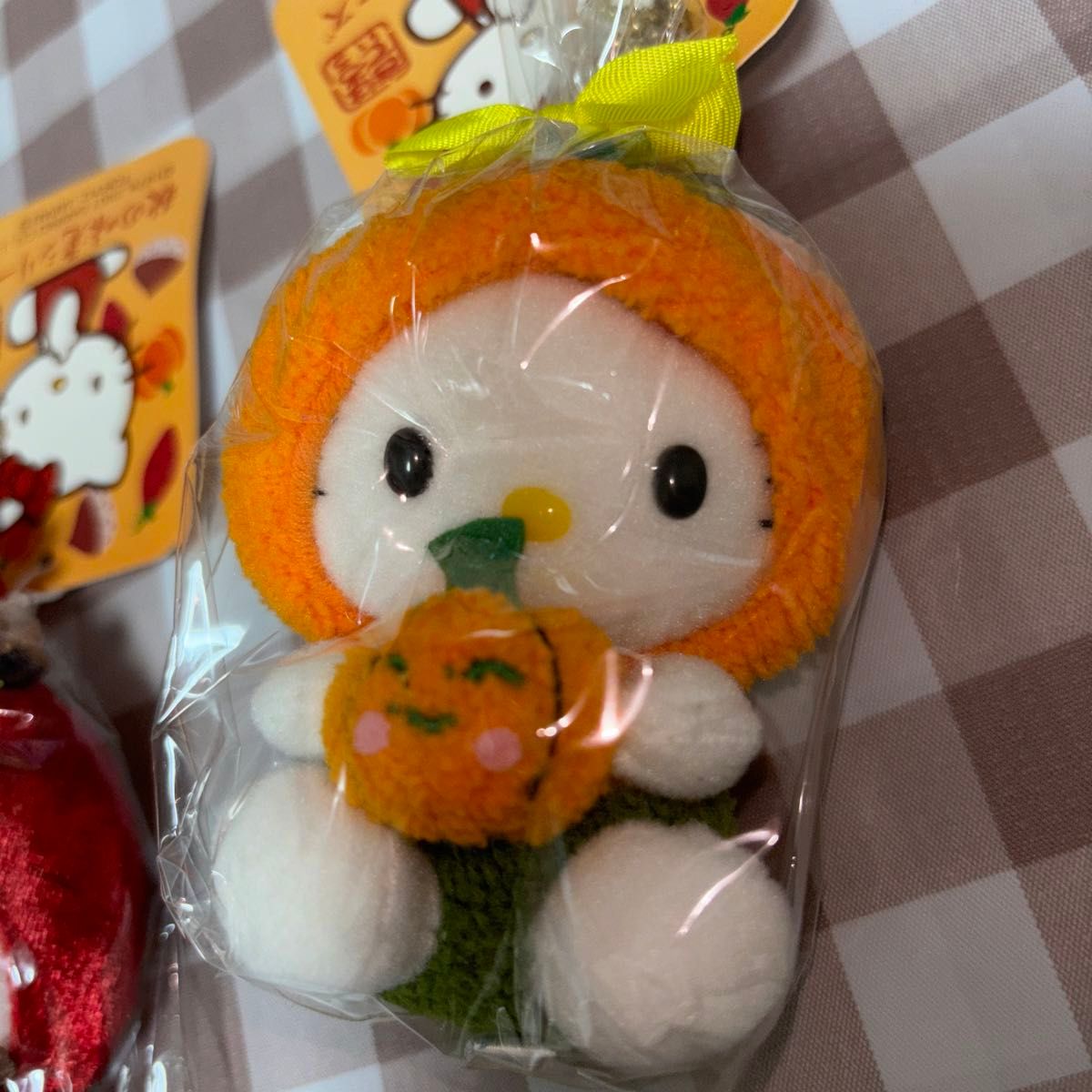 秋の味覚シリーズ ハローキティ 栗とさつまいもとかぼちゃ マスコット