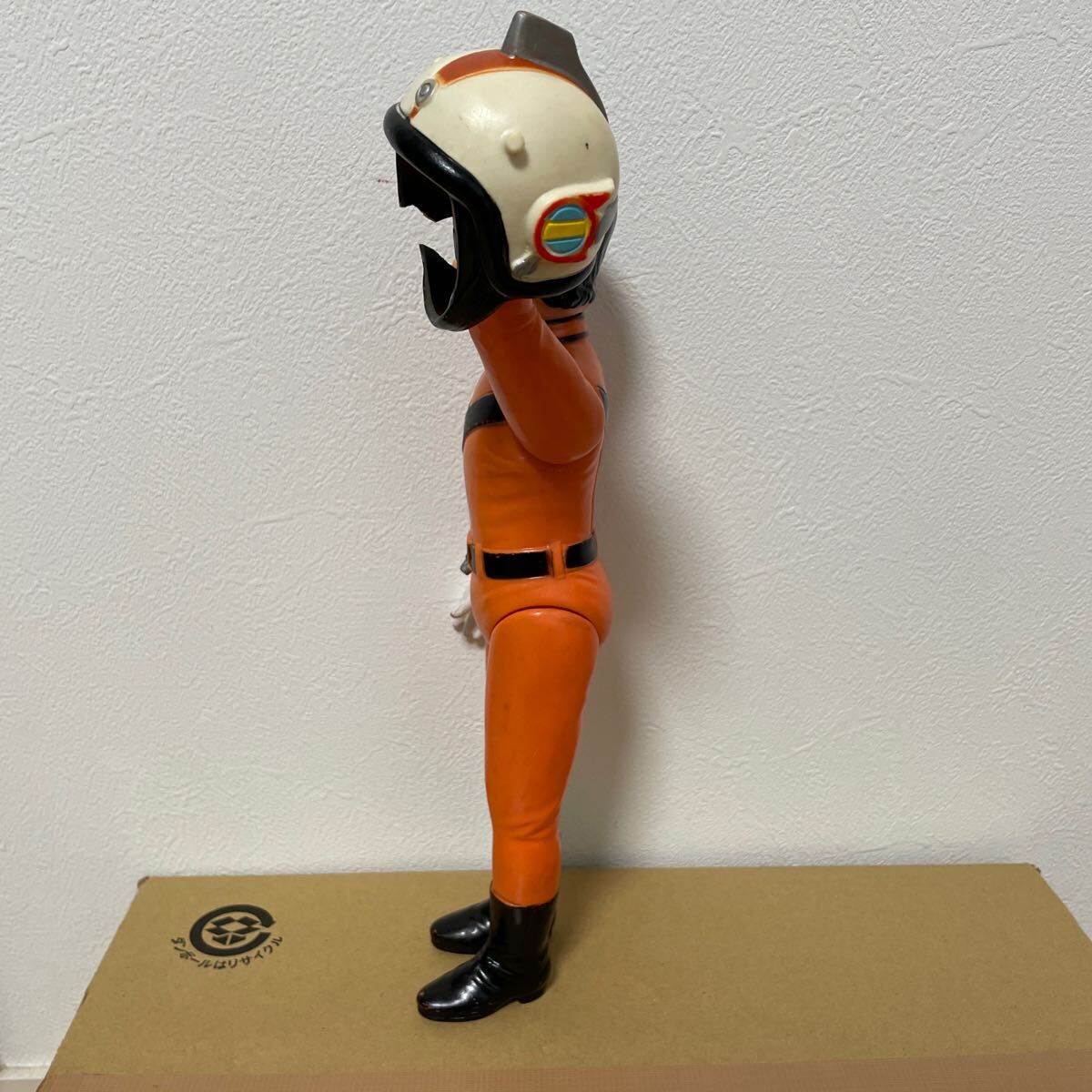 Yahoo!オークション - 当時物 ブルマァク マット隊員 ソフビ 面取れ 郷