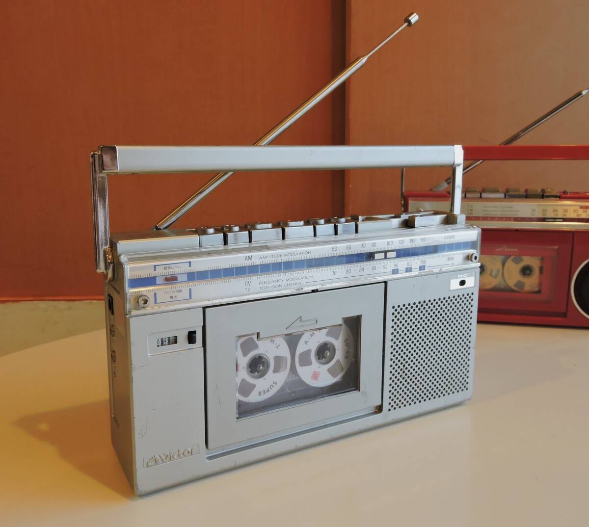 Yahoo!オークション - 80s Victor 小型 モノラル・ラジカセ RC-S1 整備