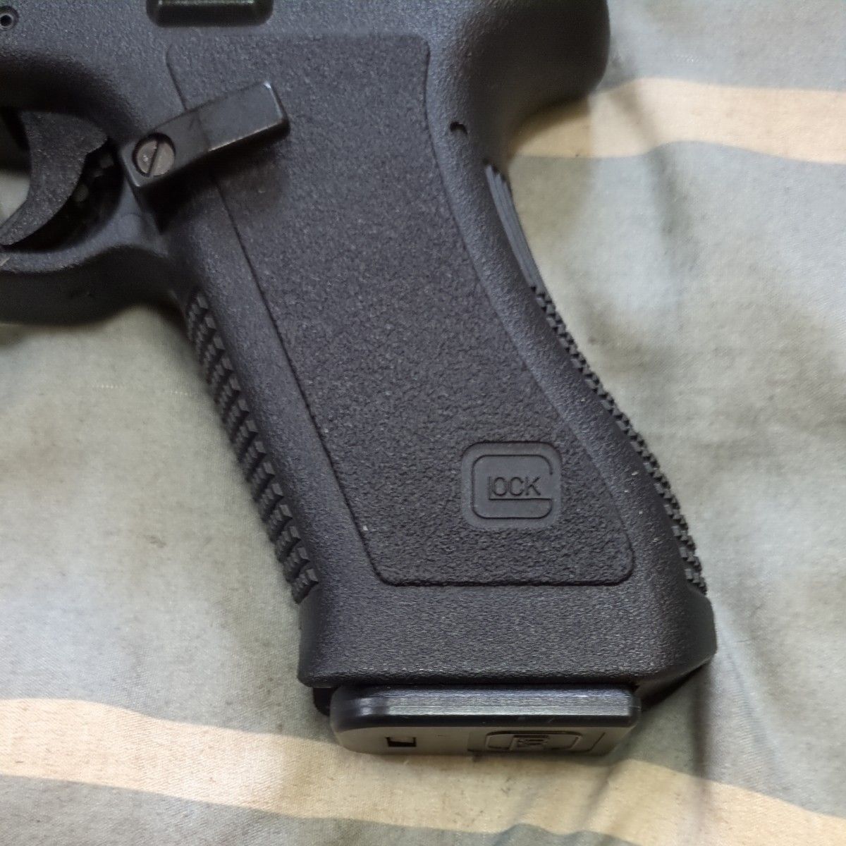 MGCグロック17サイドラーカスタムガスブローバックガン｜Yahoo!フリマ