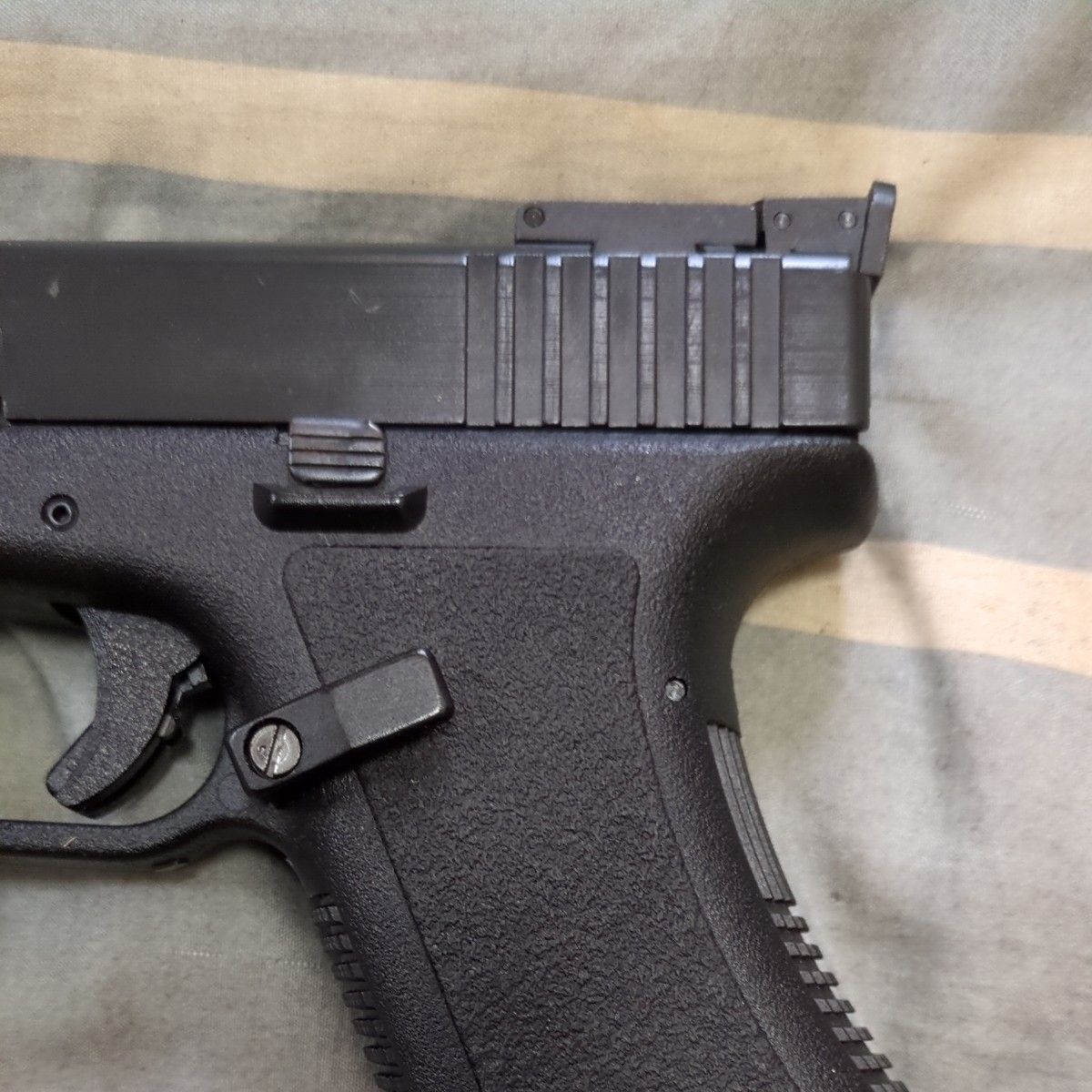 MGCグロック17サイドラーカスタムガスブローバックガン｜Yahoo!フリマ