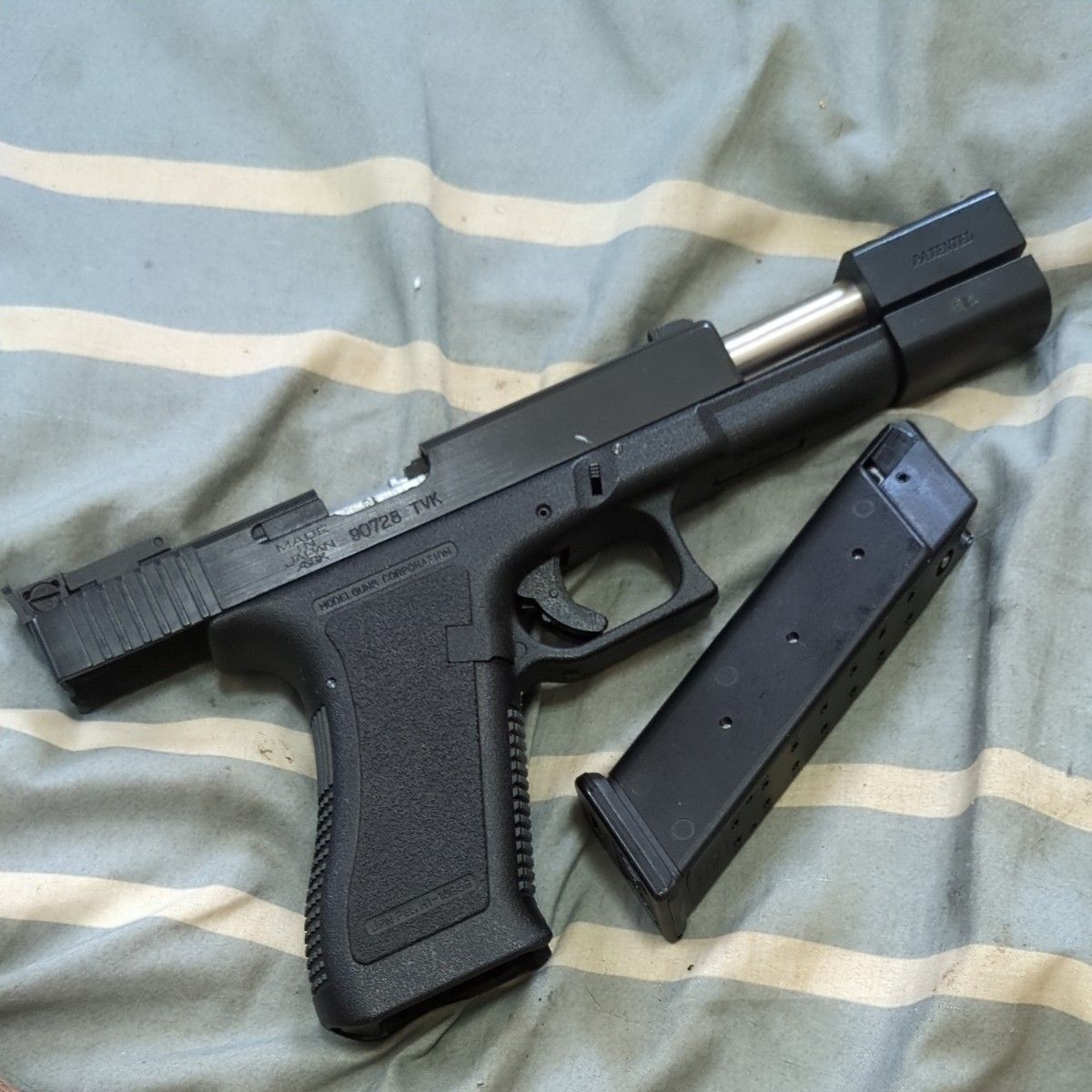MGCグロック17サイドラーカスタムガスブローバックガン｜Yahoo!フリマ