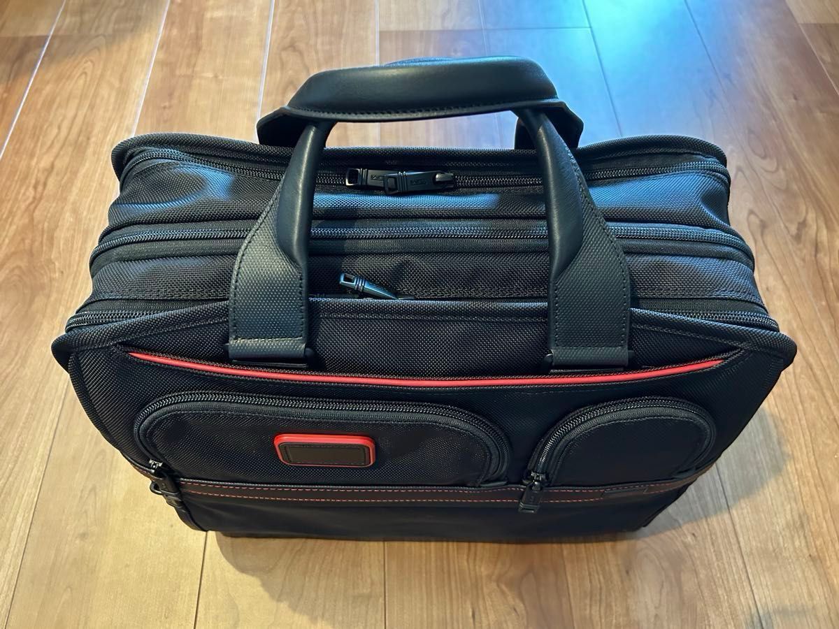 新品未使用 JALオリジナル TUMI Alpha エクスパンダブル