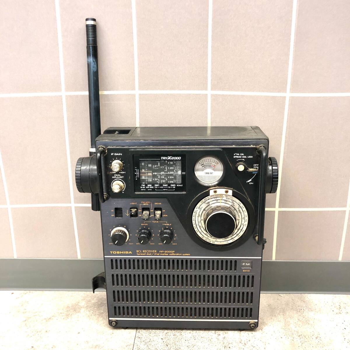 東芝 BCLラジオ TRY X2000 完動品 デッドストックBCLラジオ