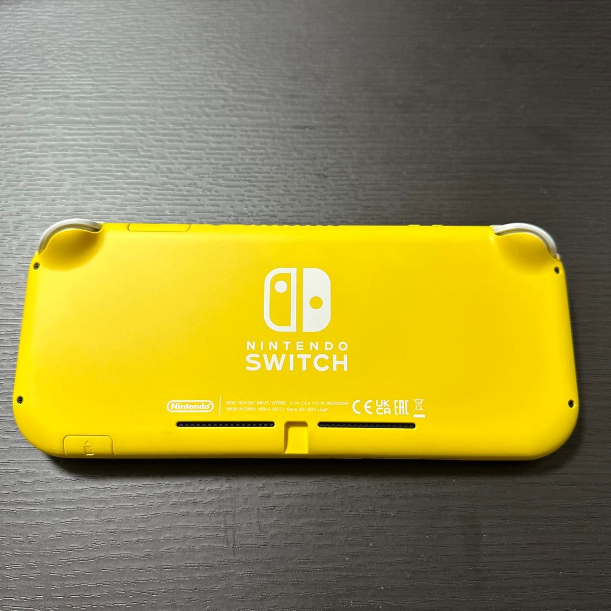 美品】【セット】Nintendo Switch Lite イエロー・ソフト6本・ポーチ