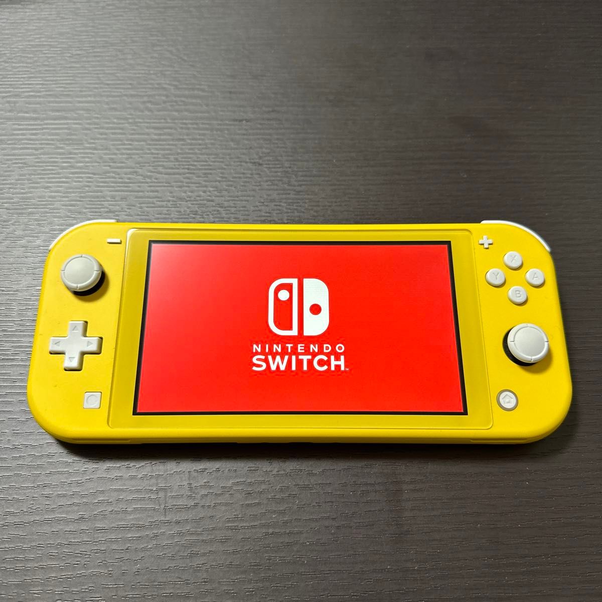 美品】【セット】Nintendo Switch Lite イエロー・ソフト6本・ポーチ