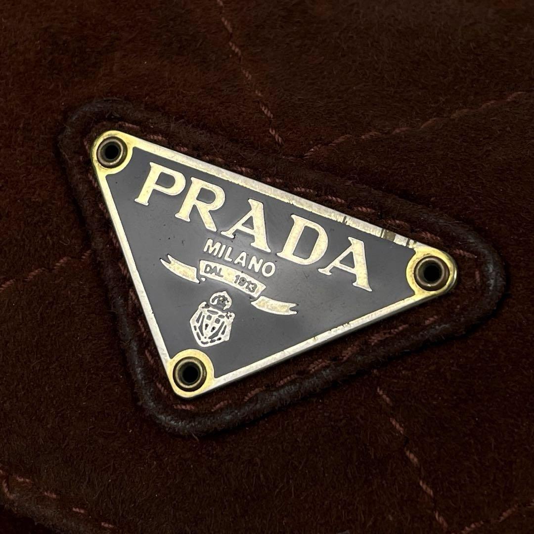 人気】PRADA プラダ ショルダーバッグ 三角ロゴプレート チェーン 白
