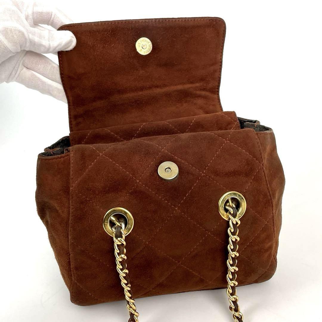 人気】PRADA プラダ ショルダーバッグ 三角ロゴプレート チェーン 白