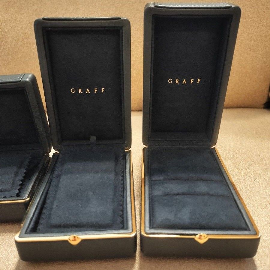 GRAFF空箱ジュエリーケース ペンダントケース縦 横 ピアスケース 3連
