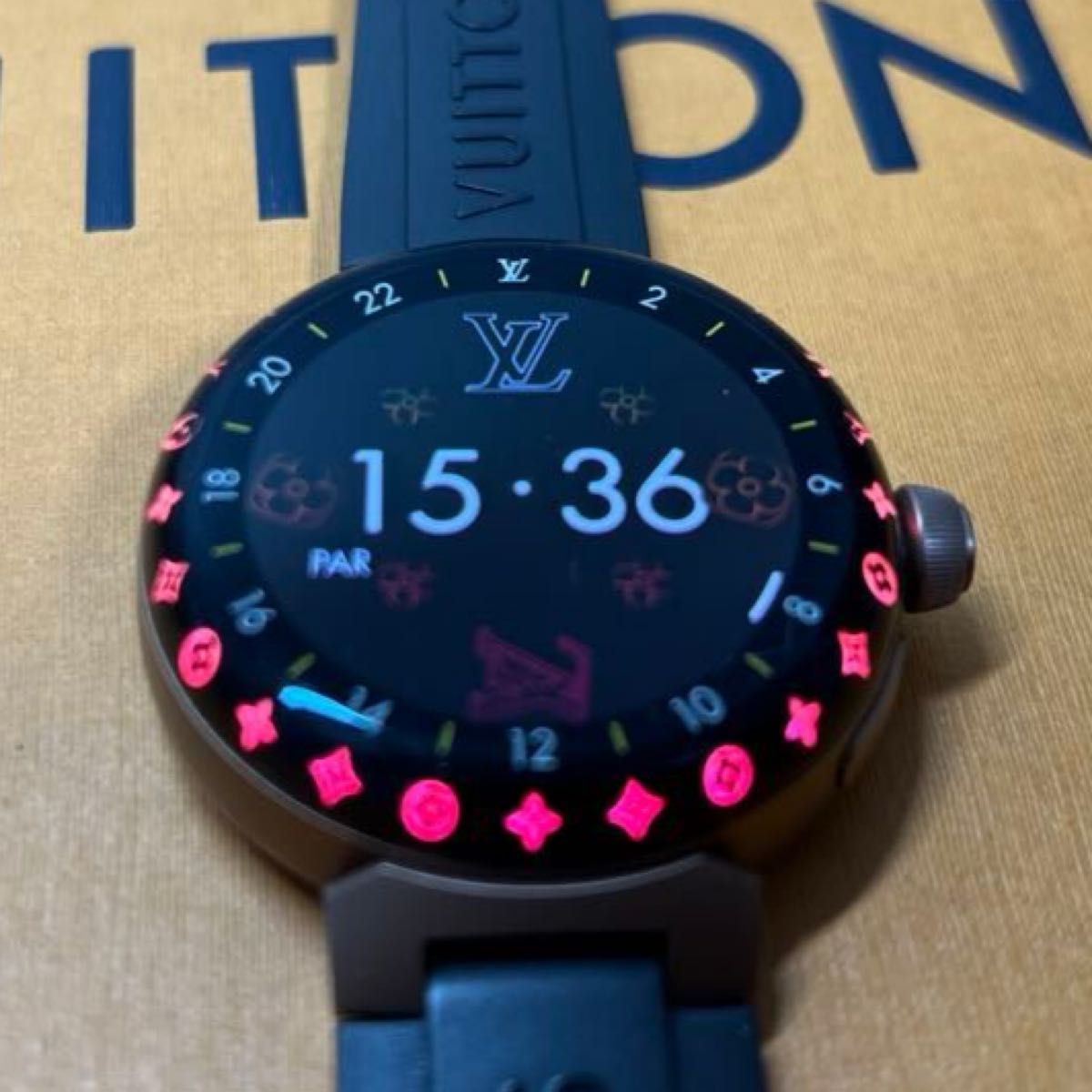 ルイヴィトン タンブールホライゾン v3 ライトアップ マットブラウン