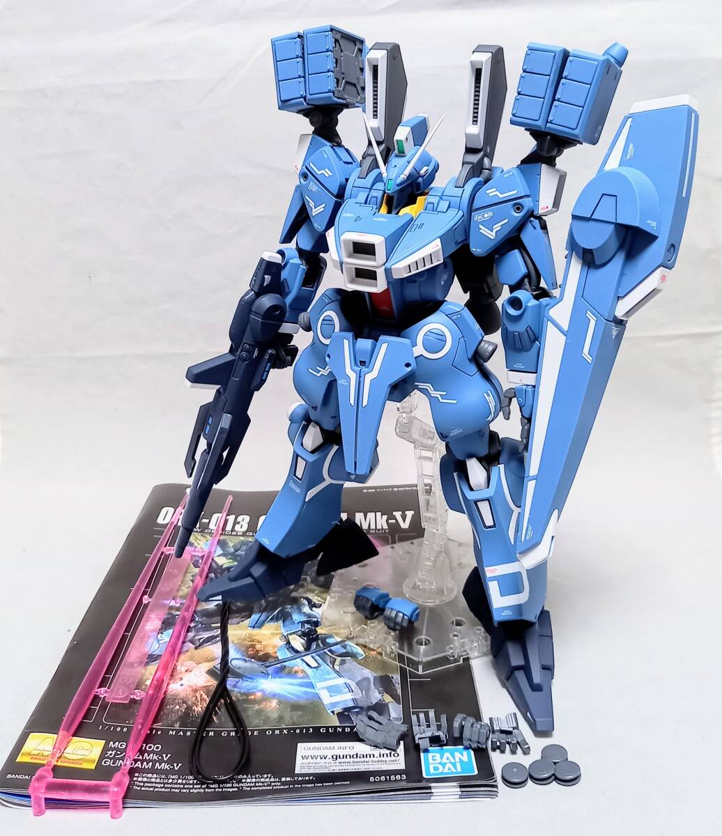 完成品 MG 1/100 ガンダムMk-V ガンプラ【組立て済み】ガンプラ