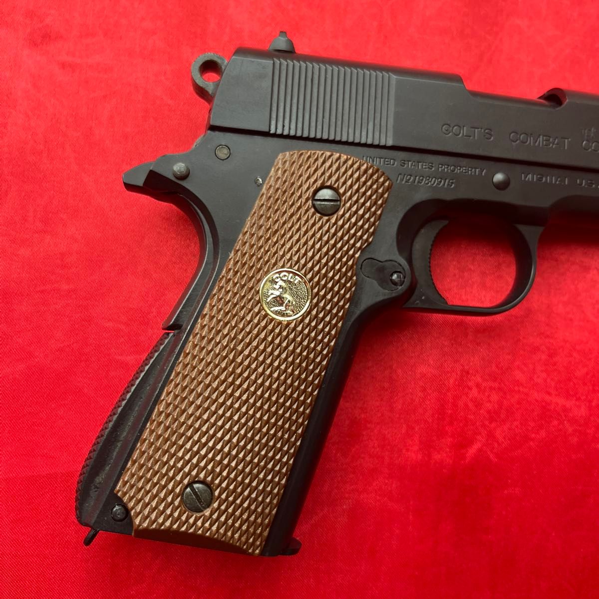 東京マルイ 造るモデルガン コンバットコマンダー 1911 プラスチック