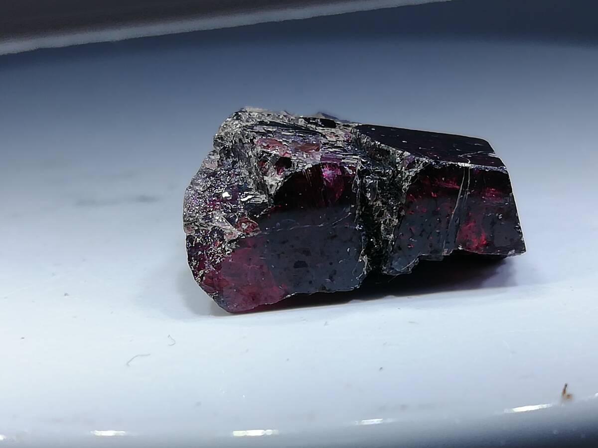 Yahoo!オークション - 国産鉱物 パイロクスマンガン 結晶大 単晶 愛知