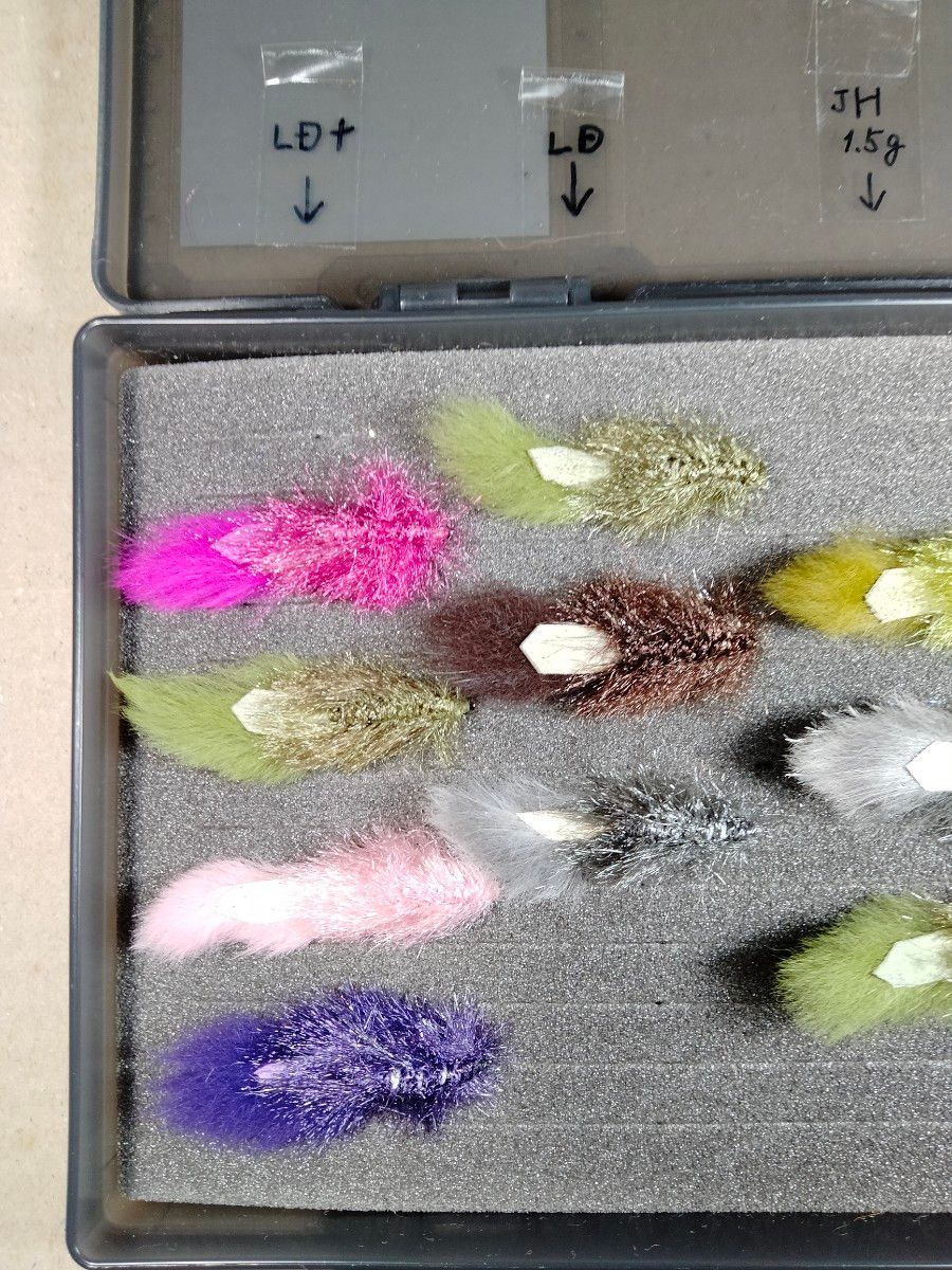 ハートデザイン(HART DESIGN) フェザージグ 16点セット(ケース付き