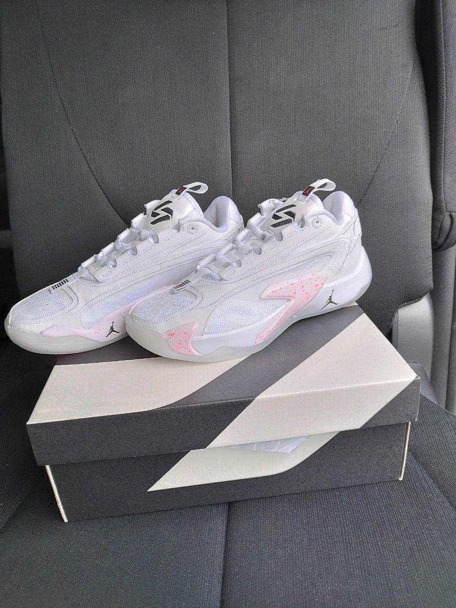 NIKE JORDAN LUKA 2 PF 【HYPER PINK】ナイキ ジョーダン ルカ 2