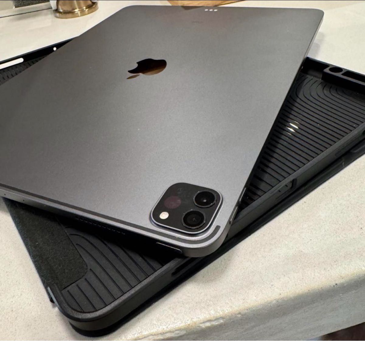 iPad Pro 12 9 第5世代 Wi-Fi 256GB スペースグレー｜Yahoo!フリマ（旧