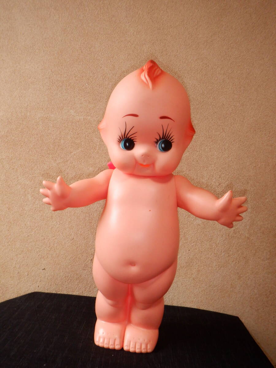 D6『昭和レトロ 特大 キューピー人形～高さ55cm ソフビ 赤羽根