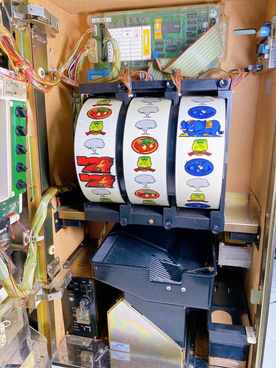 Yahoo!オークション - サミー 初代 獣王 実機 4号機 パチスロ スロッ