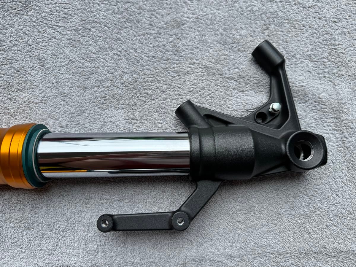 カワサキ KAWASAKI Z900RS 純正 フロントフォーク オーリンズゴールド