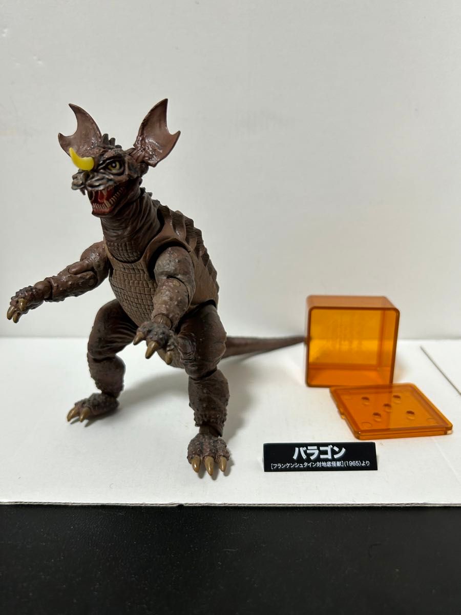 フィギュア 開封済み 箱無し 特撮リボルテック No 004 バラゴン