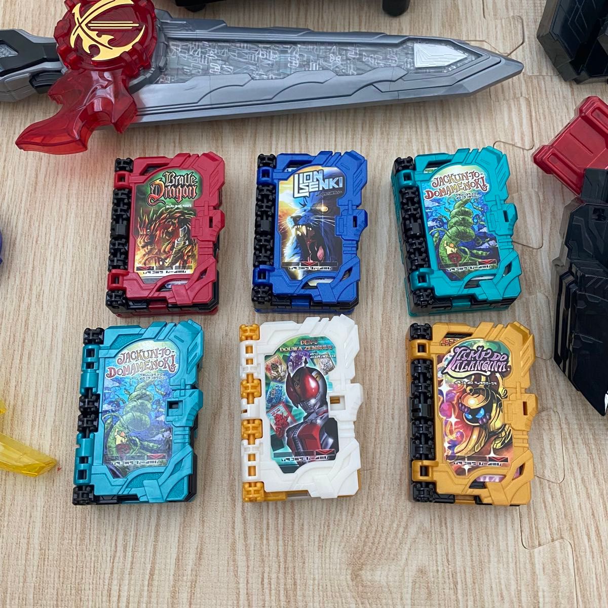 仮面ライダーセイバー まとめ売り 【公式通販】