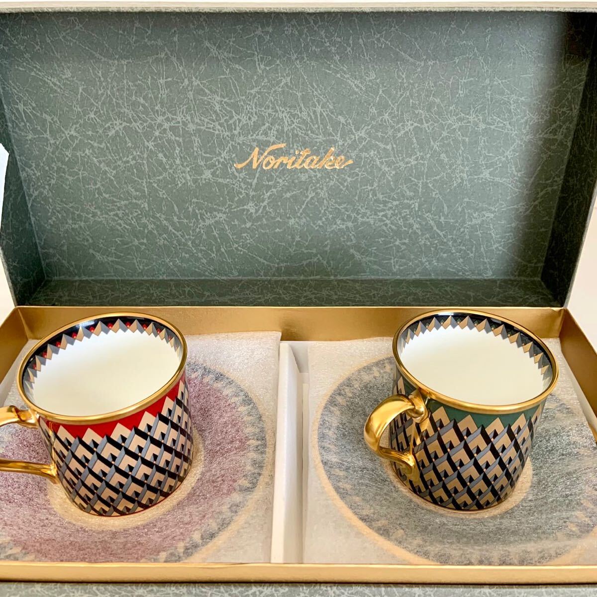 未使用 ノリタケ デミタス カップ＆ソーサー 2客セット 金彩 スタジオ