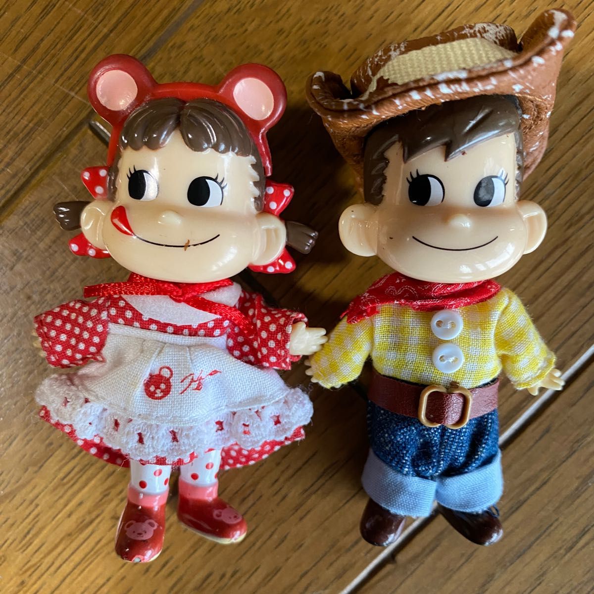 ペコちゃんフィギュア 6体 小さいペコポコおまけ 首振りサンタペコ