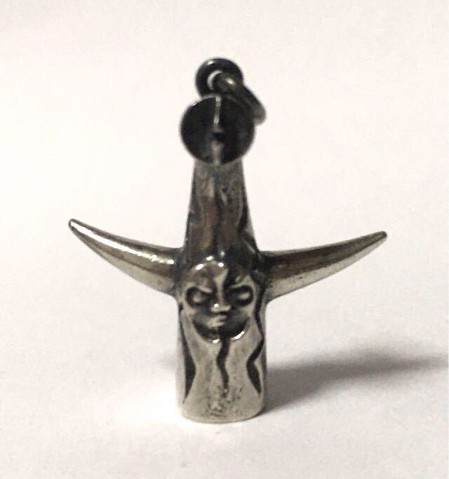 Yahoo!オークション - 最終値下 希少 当時品 太陽の塔 ネックレス トッ