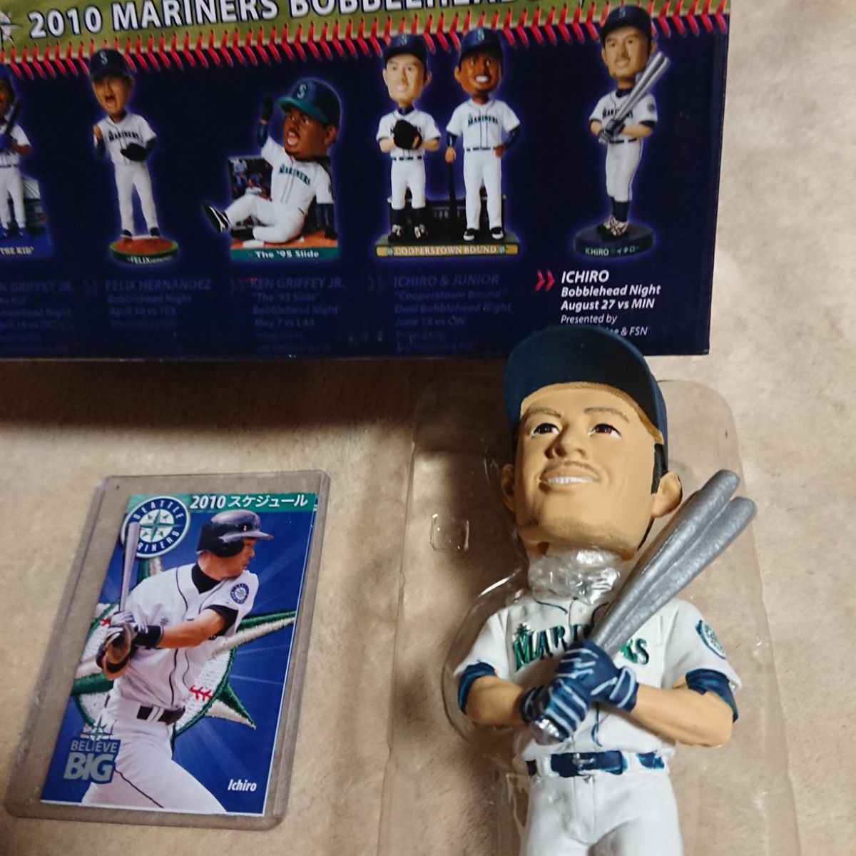 イチロー 2010年 球場配布 ボブルヘッドドール 2体〈チケット付き〉MLB